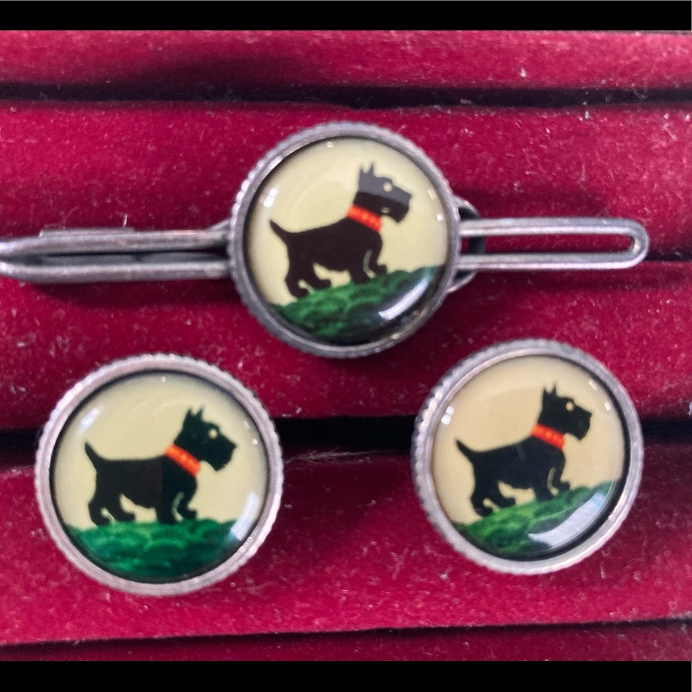 Scottie Tie Bar and Cufflinks
